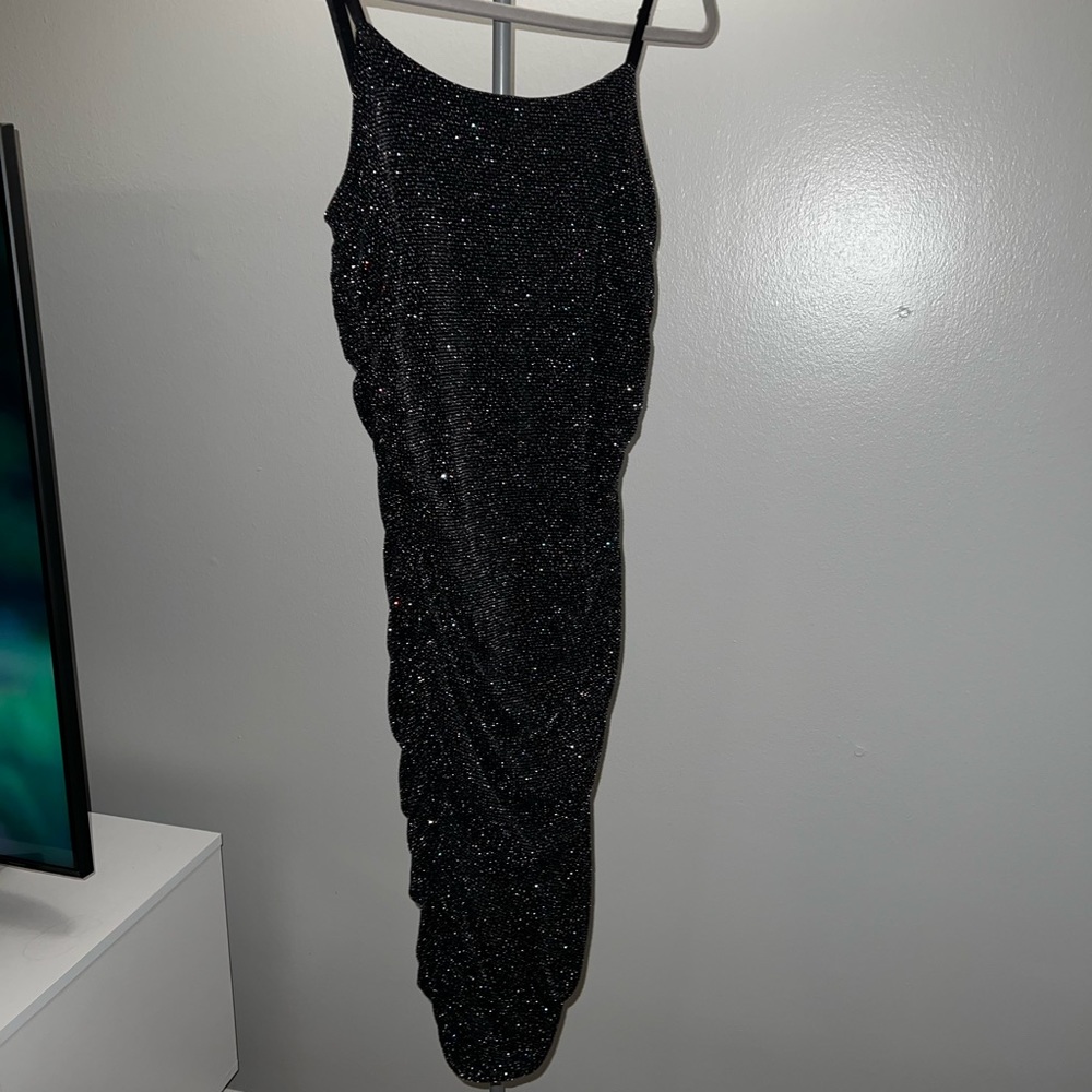 beautiful brand new ball gown, never wear it since I buy it